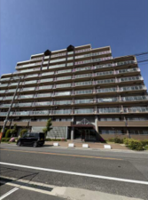 貝塚市窪田、マンションの画像です