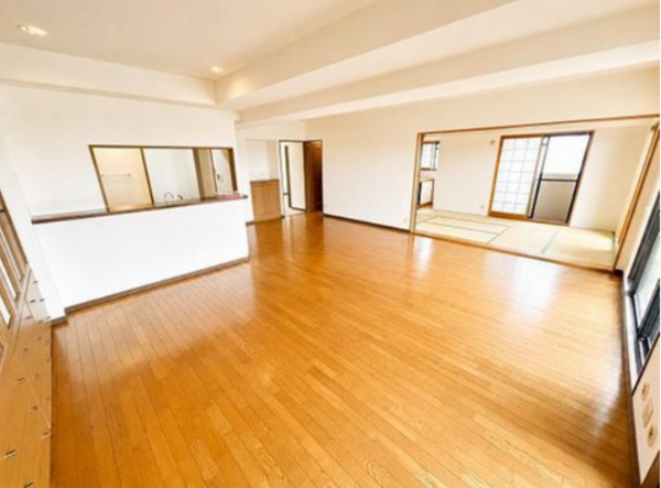 泉南郡熊取町大久保南、マンションの画像です