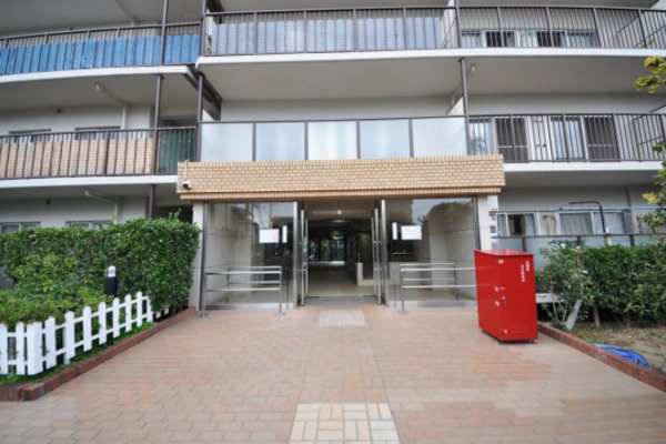岸和田市下野町、マンションの画像です
