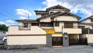 泉南郡熊取町山の手台、中古一戸建ての画像です