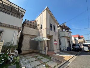 岸和田市上松町、中古一戸建ての画像です