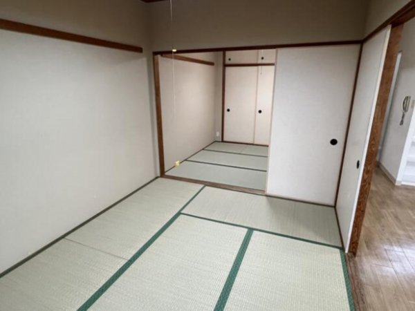 貝塚市地蔵堂、マンションの画像です