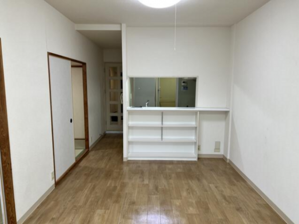 貝塚市地蔵堂、マンションの画像です
