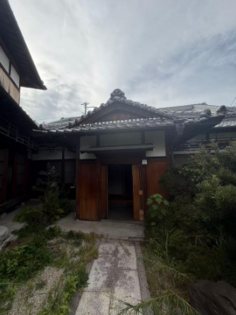 岸和田市極楽寺町、中古一戸建ての画像です