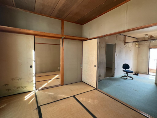 泉佐野市高松東、マンションの画像です