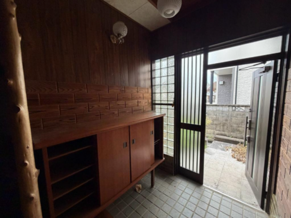岸和田市山直中町、中古一戸建ての画像です