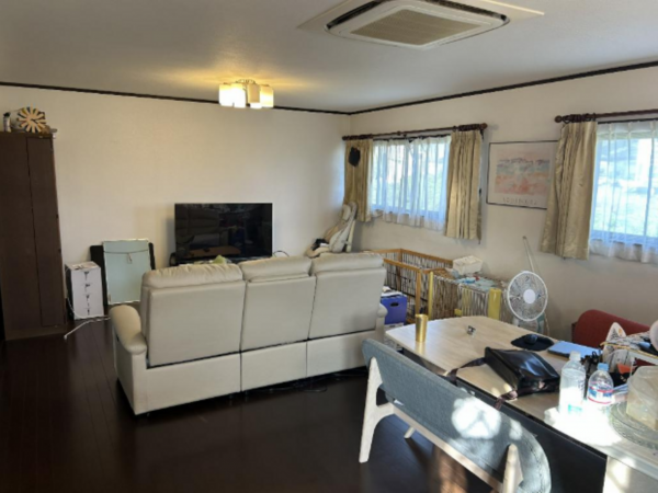 泉佐野市上町、中古一戸建ての画像です