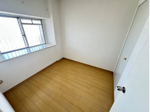 貝塚市地蔵堂、マンションの画像です