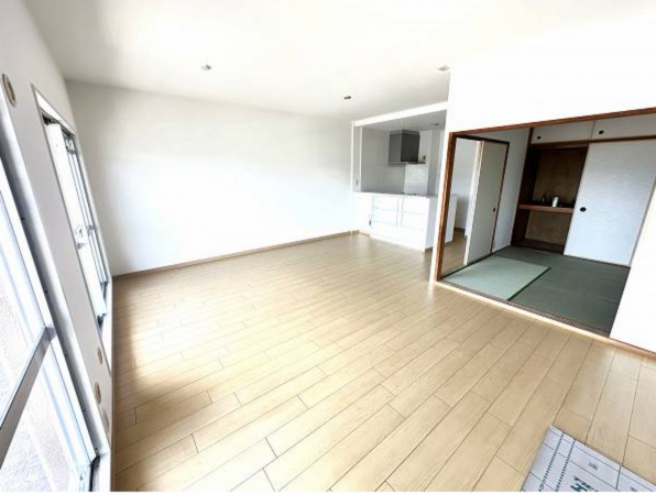 貝塚市地蔵堂、マンションの画像です