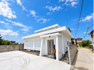 泉佐野市南中安松、中古一戸建ての画像です