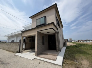 泉佐野市南中安松、中古一戸建ての画像です