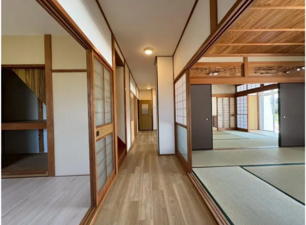 泉佐野市南中安松、中古一戸建ての画像です