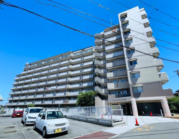 貝塚市澤、マンションの画像です