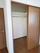 泉佐野市新安松、中古一戸建ての画像です