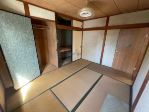 泉佐野市葵町、中古一戸建ての画像です