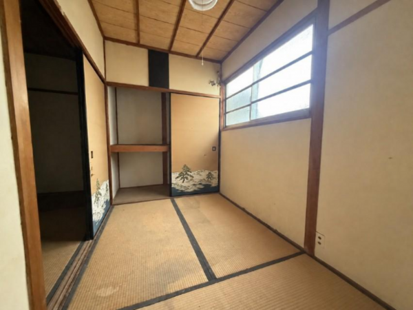 岸和田市紙屋町、中古一戸建ての画像です