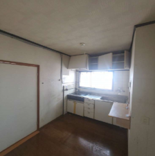 泉佐野市新安松、中古一戸建ての画像です