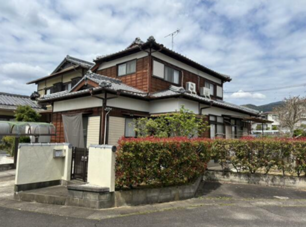 佐世保市若竹台町、中古一戸建ての画像です