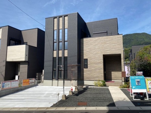 佐世保市黒髪町、中古一戸建ての画像です