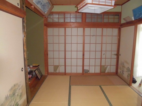 佐世保市天神、中古一戸建ての居間画像です
