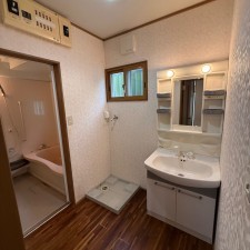 佐世保市須田尾町、中古一戸建ての洗面画像です