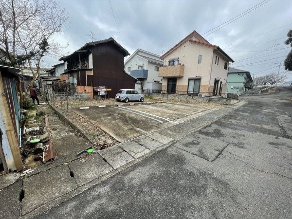 大村市池田新町、土地の前面道路を含む現地写真画像です