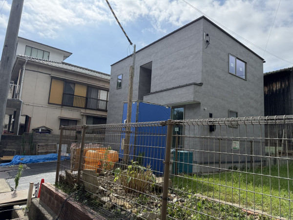 佐世保市春日町、新築一戸建ての外観画像です