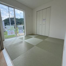 東彼杵郡東彼杵町蔵本郷、新築一戸建ての居間画像です