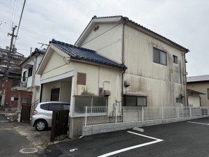 佐世保市高梨町、中古一戸建ての画像です
