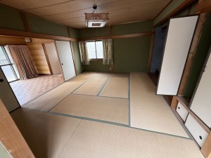 佐世保市高梨町、中古一戸建ての画像です