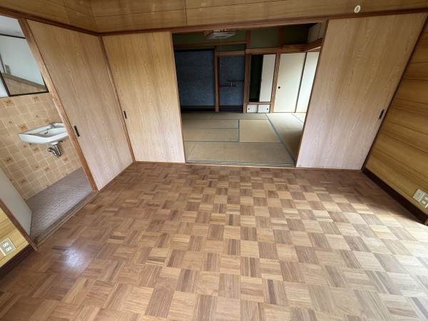 佐世保市高梨町、中古一戸建ての画像です