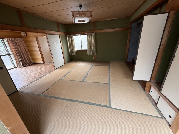 佐世保市高梨町、中古一戸建ての画像です