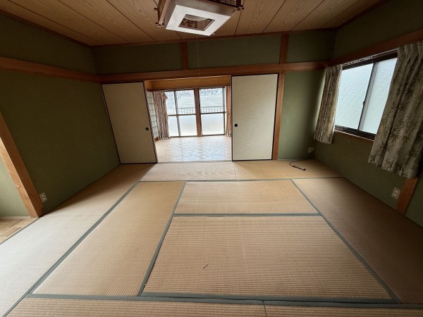 佐世保市高梨町、中古一戸建ての画像です