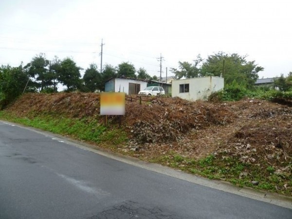松江市乃白町、土地の前面道路を含む現地写真画像です