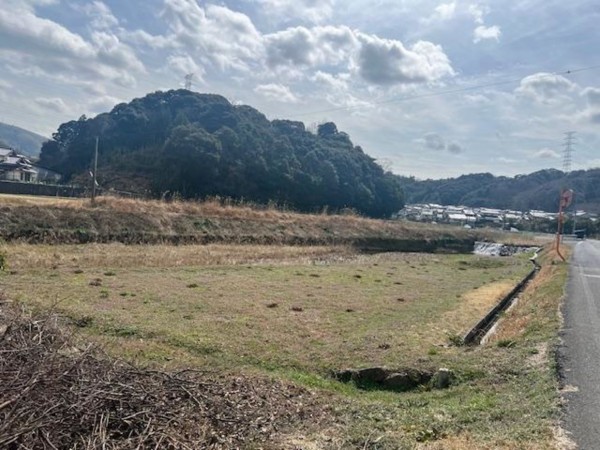 松江市八雲町、土地の画像です