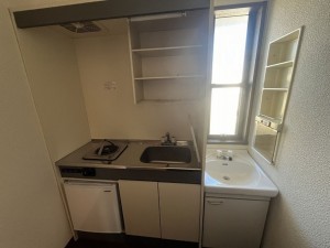 松江市国屋町、中古一戸建てのキッチン画像です