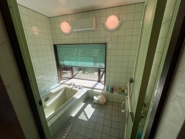 松江市国屋町、中古一戸建ての風呂画像です