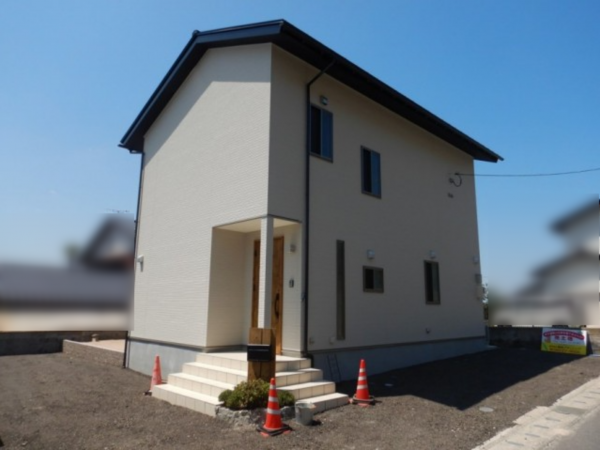 松江市上乃木、中古一戸建ての外観画像です