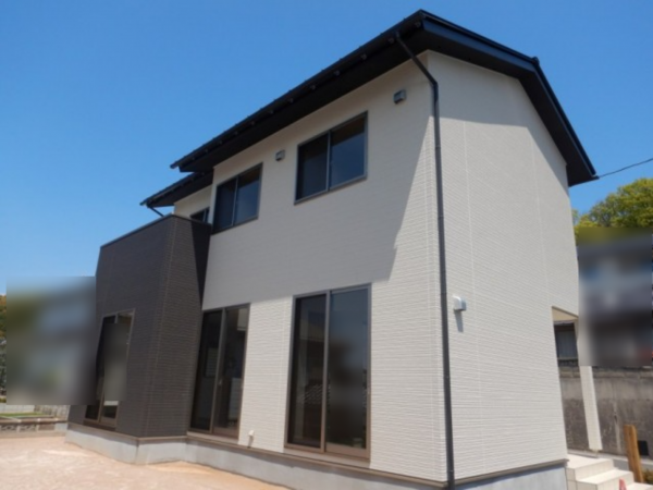松江市上乃木、中古一戸建ての外観画像です