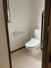 松江市宍道町、中古一戸建てのトイレ画像です