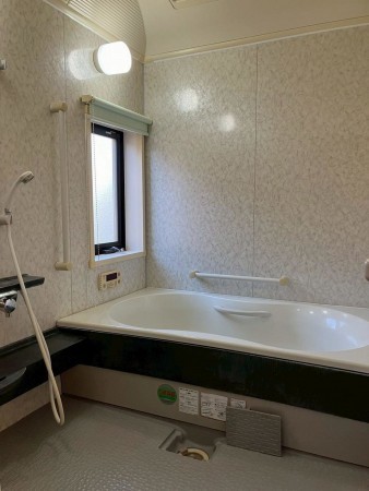 松江市宍道町、中古一戸建ての風呂画像です