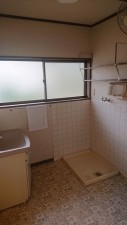 松江市宍道町、中古一戸建ての洗面画像です