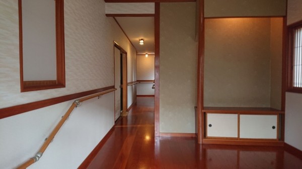 松江市宍道町、中古一戸建ての玄関画像です