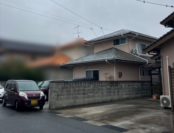 出雲市平田町、中古一戸建ての前面道路を含む現地写真画像です