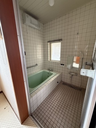 松江市古志原、中古一戸建ての風呂画像です