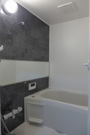 松江市古志原、中古一戸建ての風呂画像です