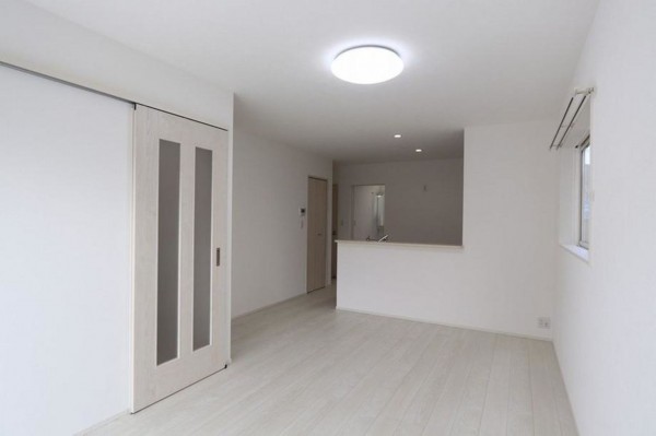 松江市法吉町、新築一戸建ての居間画像です