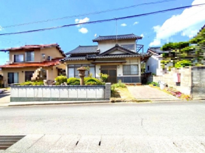 出雲市松寄下町、中古一戸建ての外観画像です