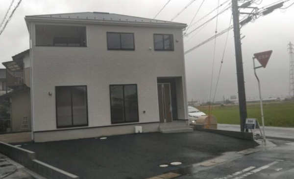 出雲市中野町、新築一戸建ての外観画像です
