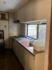 松江市鹿島町、中古一戸建てのキッチン画像です